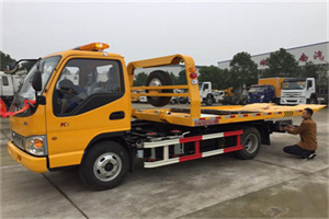 西湖区哪里有拖车服务